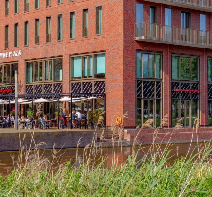 Book flights & hotels