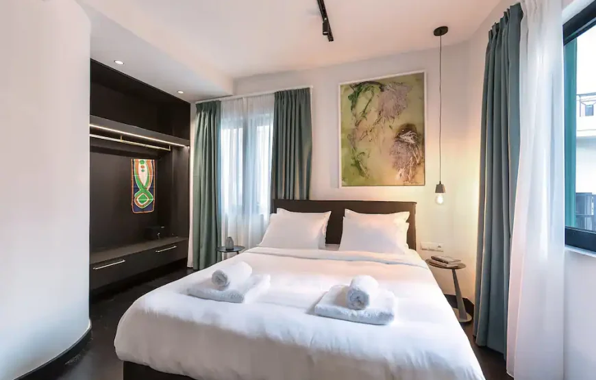 Deluxe Suite, City View (Free cancellation)